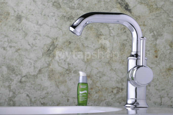 Chrome Single Handle Centerset Bathroom Sink Tap T0534