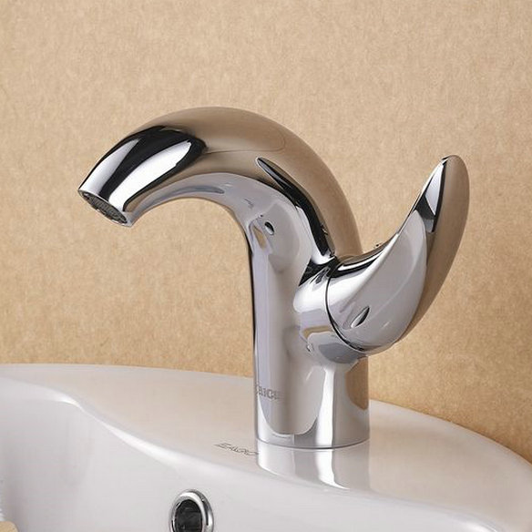 Contemporary Centerset Chrome Finish Bathroom Sink Tap T0548