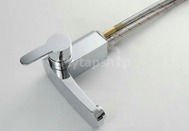 Contemporary Solid Brass Single Handle Bathroom Sink Tap Chrome Finish T0558