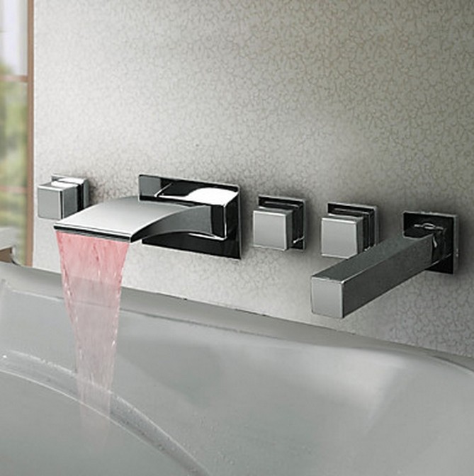 Thermochromic Contemporary Chrome Finish LED Waterfall Bathroom Tub Tap T8043