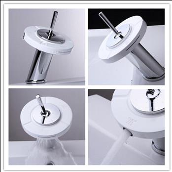 New Three Kinds Water Outlet 360° Rotation Waterfall Mixer Brass Bathroom Tap T1025F - Click Image to Close