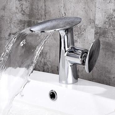 Brass Chrome Finished Speical Handle Designed Waterfall Bathroom Mixer Sink Tap TC0309