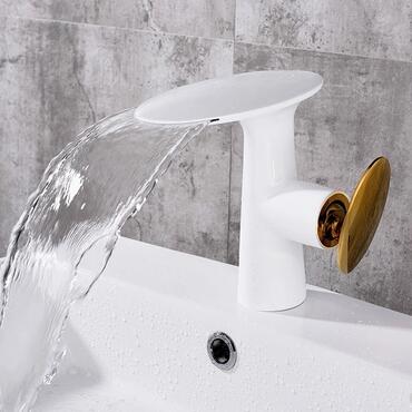 Brass Speical Golden Handle White Printed Waterfall Bathroom Mixer Sink Tap TW0309
